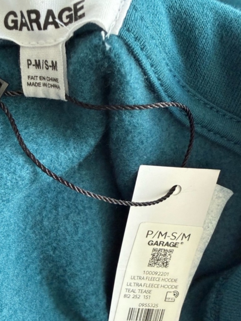 Garage UltraFleece Hoodie Sweatshirt Teal Tease NWT Size S/M - Picture 5 of 6
